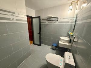 Khách Sạn Hồng Hà 2