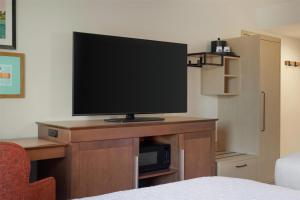 Room with Two Queen Beds - Non-Smoking room in Hampton Inn Lancaster