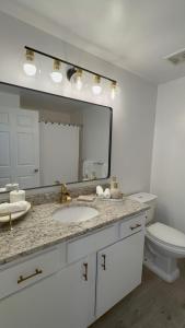 The Monroe Elegant 2BR2BA Downtown Stamford