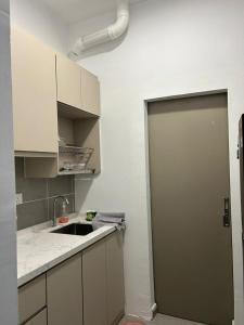 Youth City Residence, Nilai 2R2B, City View with Balcony