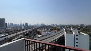 The Base - Rama 9 by Sumaq Property