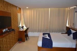 HOTEL O V3R Residency