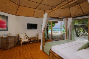 Safari Island