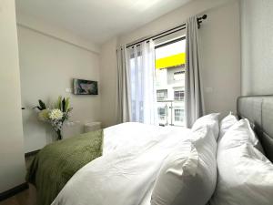 Kilimani Executive Suites With Gym, Heated Pool, Sauna, Steam room