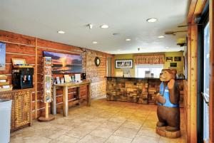 Travelodge by Wyndham Gardiner Yellowstone Park North Entr