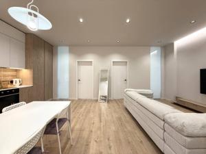 Sea Symphony Atmospheric Apartment