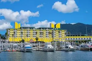 和歌山マリーナシティホテル (Wakayama Marina City Hotel)