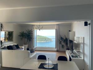 APARTMENT LAURA,amazing view!