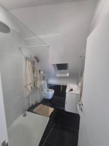 Genius BNB Buyl 2BR Terrace Near City Center Brussels