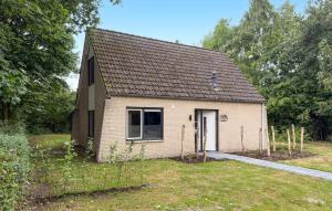 3 Bedroom Stunning Home In Hoeven