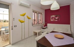 Cozy Apartment In Santa Croce Camerina