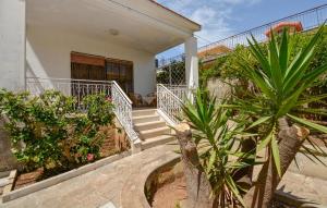 Amazing Home In Marina Di Modica