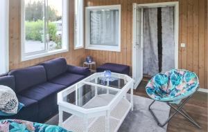 Awesome Home In Sandarne With Wifi