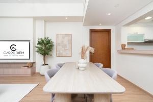 Marina Residence Tower 6 - Luxury Unit with Lake and Sea View in Palm Jumeirah