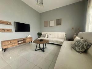 Casa Marea by Horizon Homes