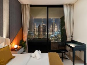 Trendy 1BR Private Jacuzzi Burj Khalifa View