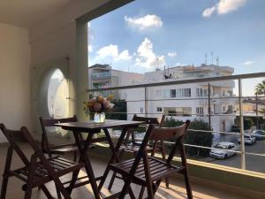 Central Lakatamia 2BR, Cozy Stay Near Nicosia Mall & Highway