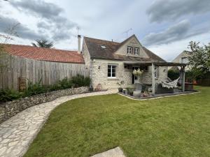 Sous le chemin de Paris