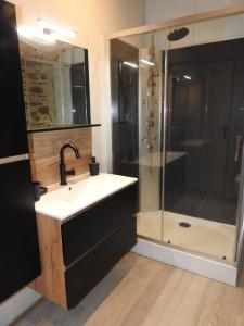 Chambre dhôtes de charme Pierres anciennes, confort et nature