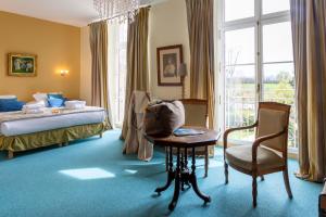 Hotels Chateau Hotel Du Colombier : photos des chambres