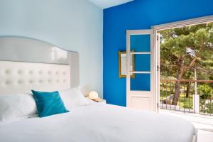 Superior Double Room with Side Sea View room in MasouriBlu Boutique Hotel