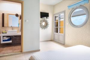 Double Room with Terrace and Sea View   room in MasouriBlu Boutique Hotel
