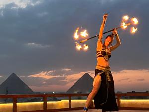 Golden mask pyramids inn