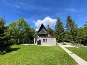 CASA NATURA - charming chalet with hot tub