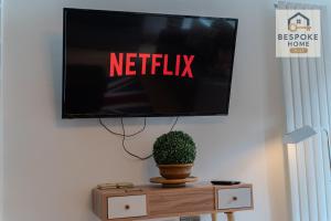 Modern 4 Bed 3 Bath House - 4 Groups with FREE Parking - Central London