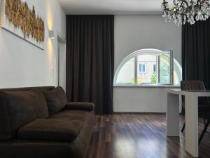 MARTON & MARTINIS SUPERIOR APARTMENTS - spacious one-room apartments - excellent location within walking distance of Diocletians Palace and Bacvice Beach - the best restaurants within walking distance