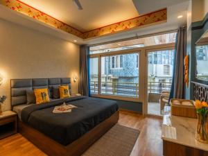 The Hosteller Mcleodganj, Bhagsu Waterfall