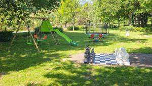 Campings Camping de Ladignac Le Long Bel air : photos des chambres