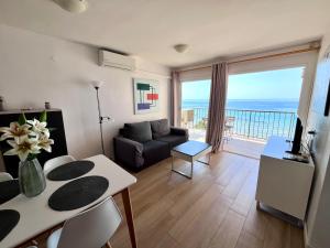 Apartamento frente al mar en Calpe con parking para 4 personas