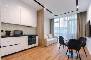 Petrovdom 2-5 new apartment in RC Novopecherski Lypky, 19B Andrii Verkhogliad Street