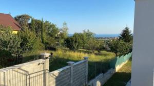 Lola seaview guest house. Уютный Домик в Варне