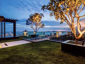 Peaceful stay near walking street and pattaya beach in the pattaya city