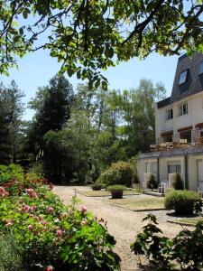 Hotels Hotel La Longue Vue : photos des chambres