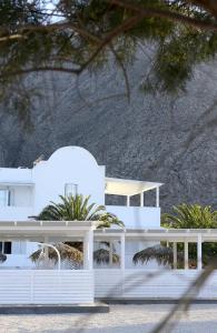 Blue Sapphire Perissa Hotel