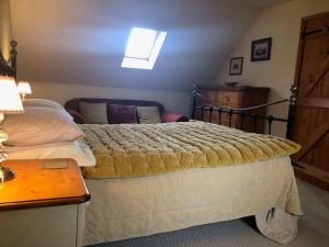Detached cottage in the hills near Dolgellau