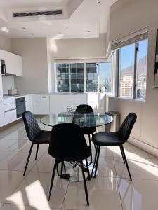 Stylish 2 Bedroom Apartment City Centre