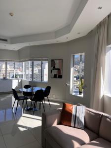 Stylish 2 Bedroom Apartment City Centre