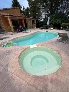 B&B / Chambres d'hotes Agreables chambres au calme : photos des chambres