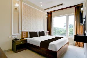 Townhouse OAK Nilay Residency