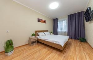 2 rooms apartment near metro Teremky