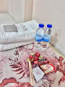 staycation near manila airport across NAIA terminal 3,13 min drive to terminal 2 and 1, Vexy Condotel located at 101 newport manila