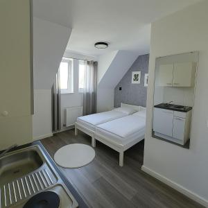 Ein zimmer Apartment