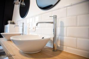 Characteristic house near the beach for 10