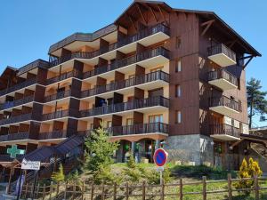 Appartement rénové 4 pers avec balcon et animaux acceptés - FR-1-504-524