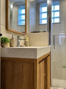 Arch Residence, studio 1, Apothika