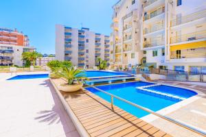 Prime Location Penthouse with Stunning Sea Views